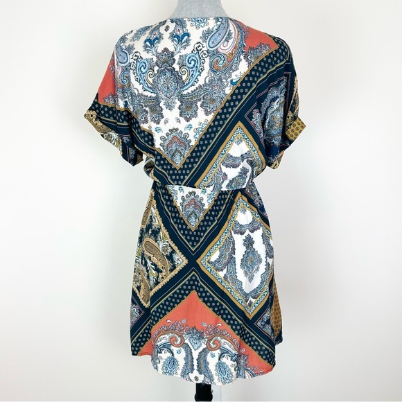 H&M Tie Front Paisley Scarf Patterned Dress‎ - Picture 3 of 6